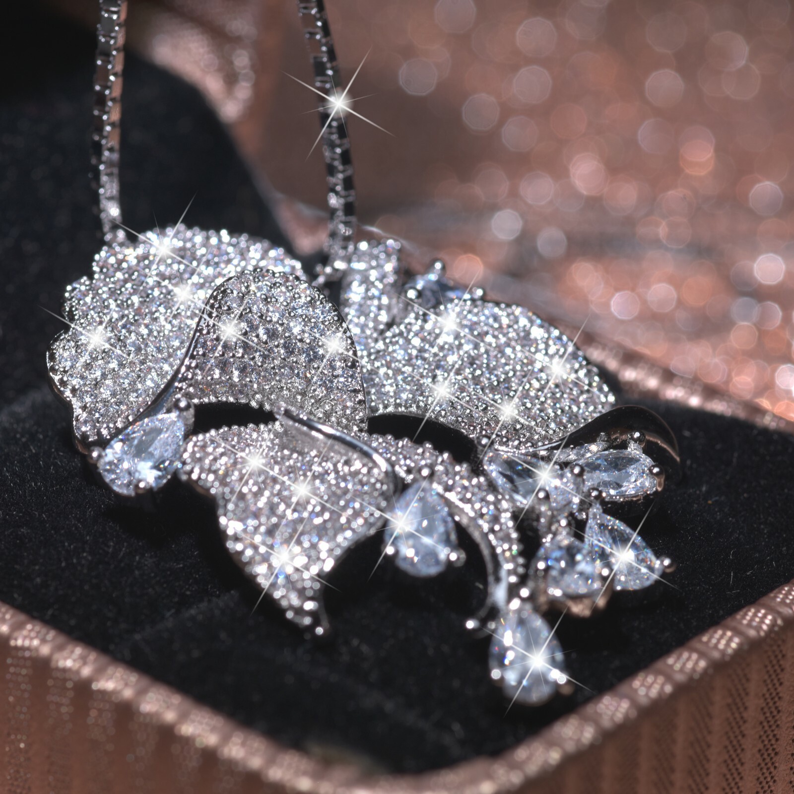 18K WHITE GOLD FILLED SIMULATED DIAMOND WEDDING PARTY FLOWER NECKLACE LUXURY GEM