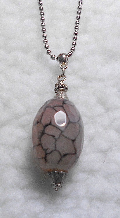 Large Agate Pendant, 18″, 46cm chain. Choose A or B