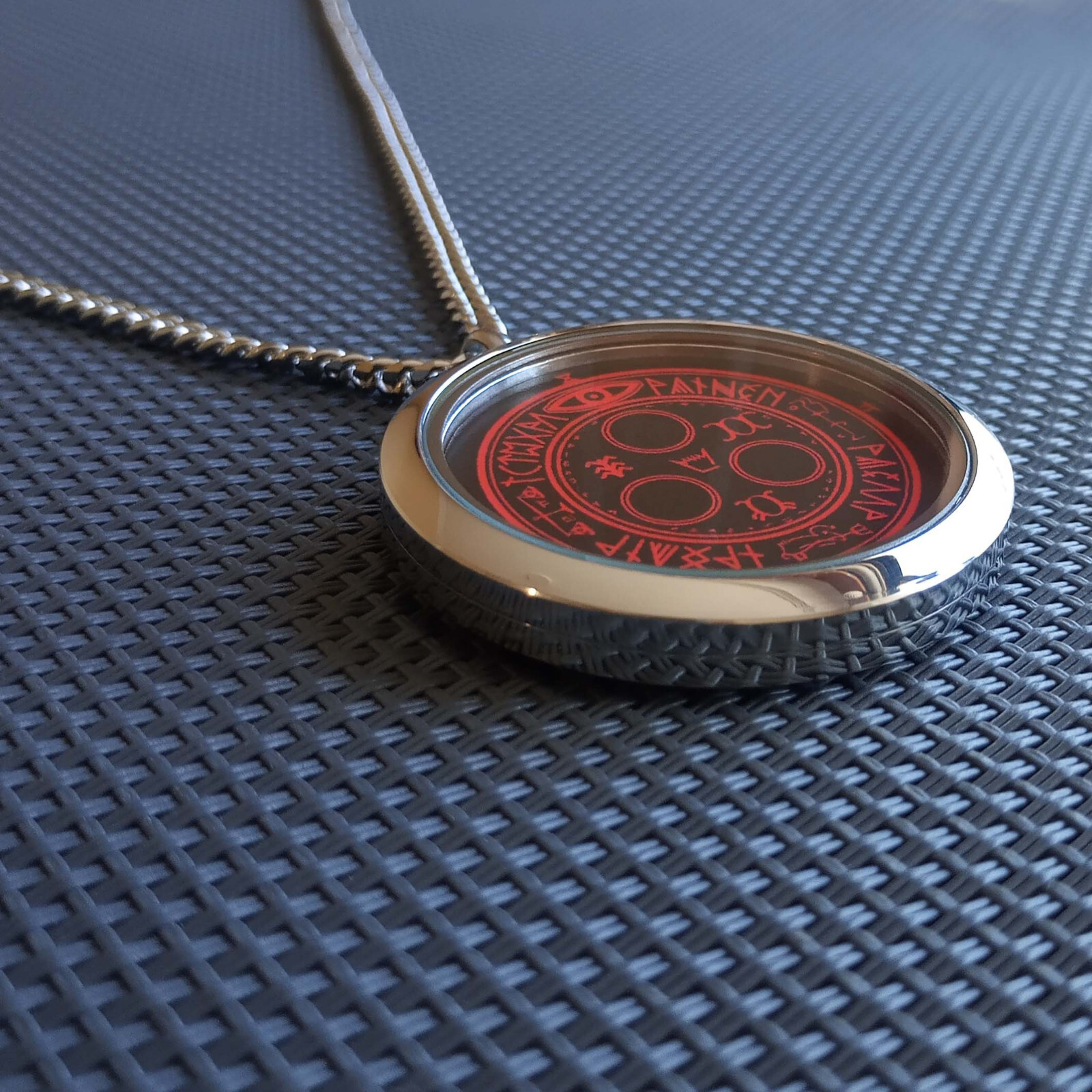 Silent Hill Halo Of The Sun / Seal of Metatron Horror Game Logo Pendant Necklace