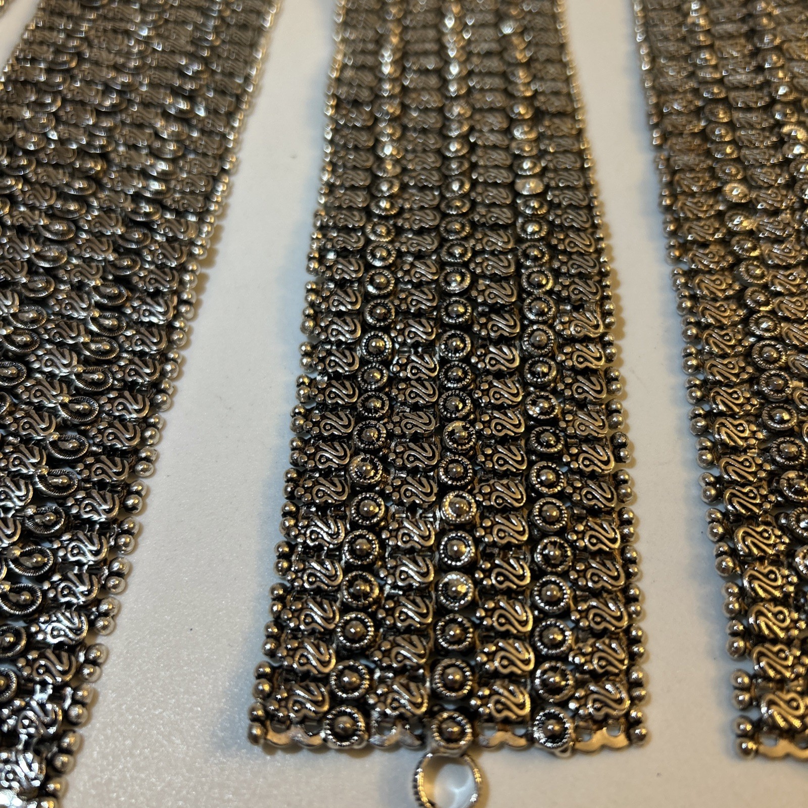 Woman’s cuff bracelets set of 4 metal clasp