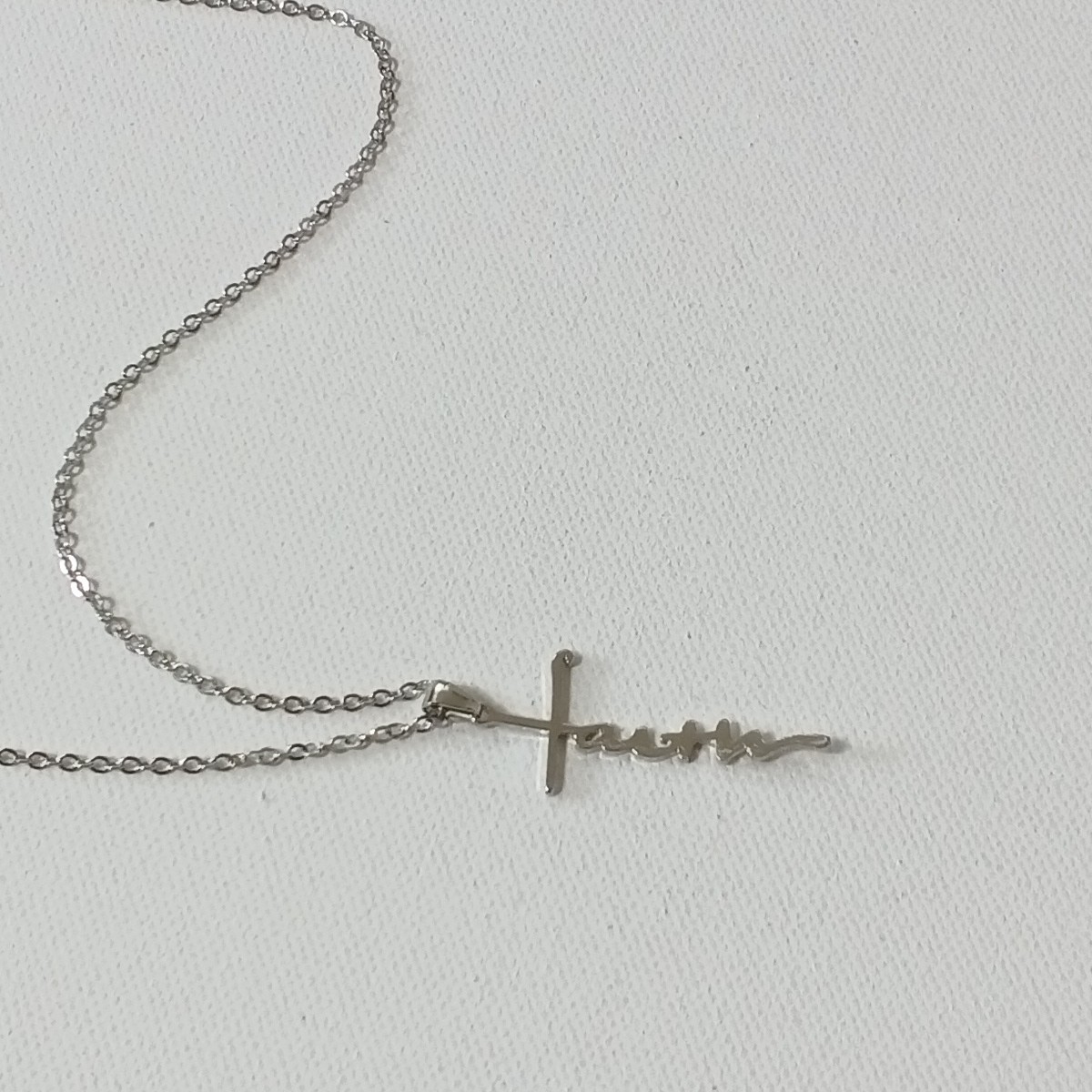 NWOT faith pendant One size Necklace Brass plated silver 18 in Length
