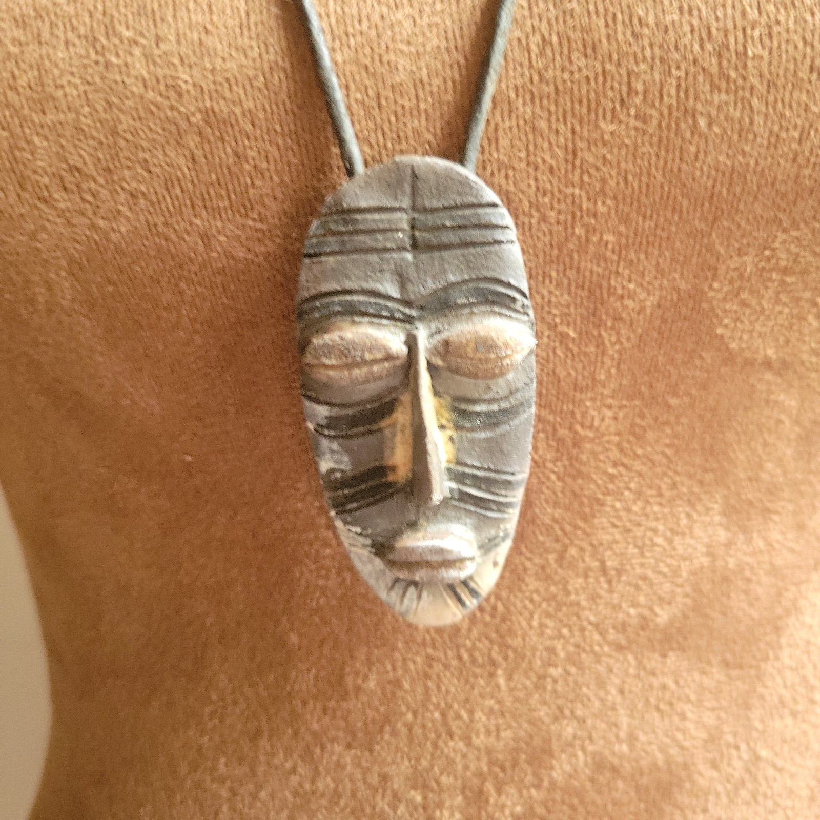 McDonald Signed Clay Tribal Mask Pendant Necklace Earthy Gray One Size Ethnocore