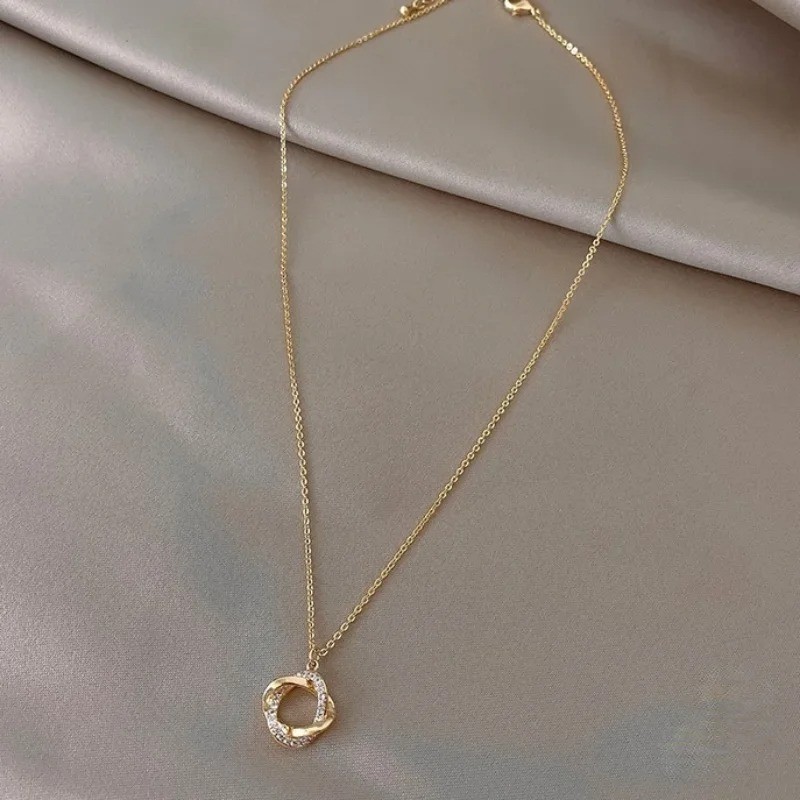 Women Necklace 18K Gold Plated Stainless Steel Chain Decor Pendant Charm Jewelry