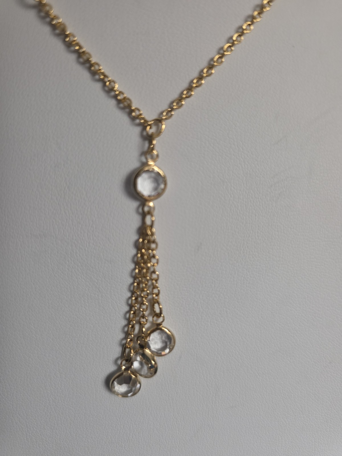 Beautiful Genuine Austrian Crystal Goldtone Necklace 16 in NWT