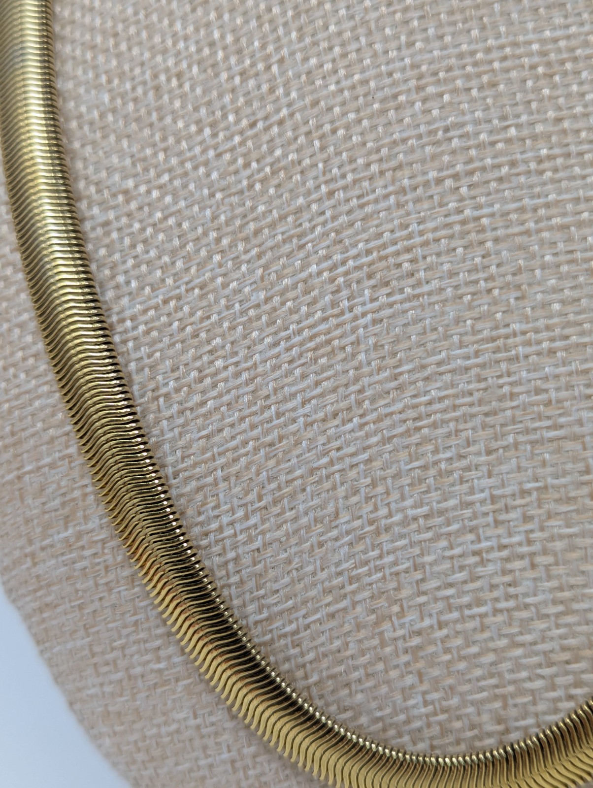 Gold Tone 316L Stainless Steel Herringbone Chain Necklace 18″ Wide Flat Link