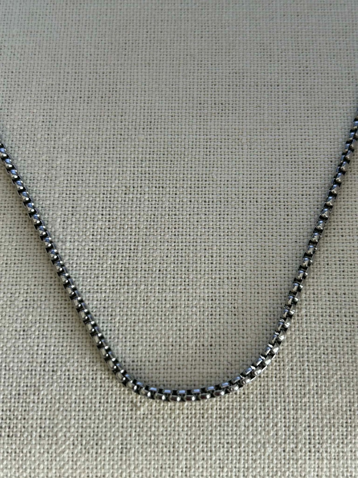 Authentic Origami Owl “HTF” Vintage Silver 26″ 3MM Cube Chain “New”