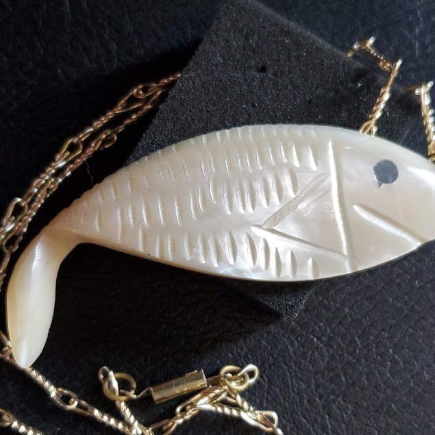 Carved Shell Fish Pendant Necklace Silver Tone Chain White Coastal Boho