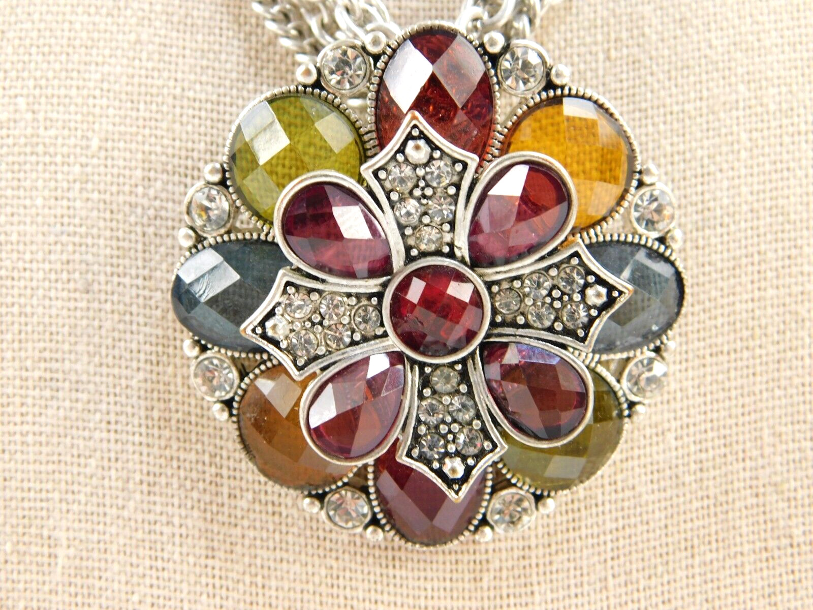 Multi Chain Faceted Acrylic Rhinestone Flower Pendant Necklace 17″