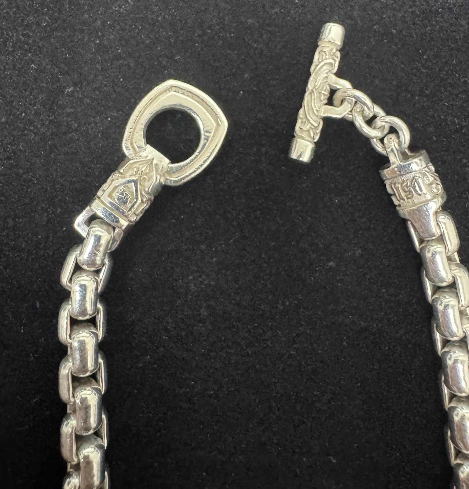 NightRider Classic Box Toggle Chain Necklace, 26″ /7.75mm 170gr