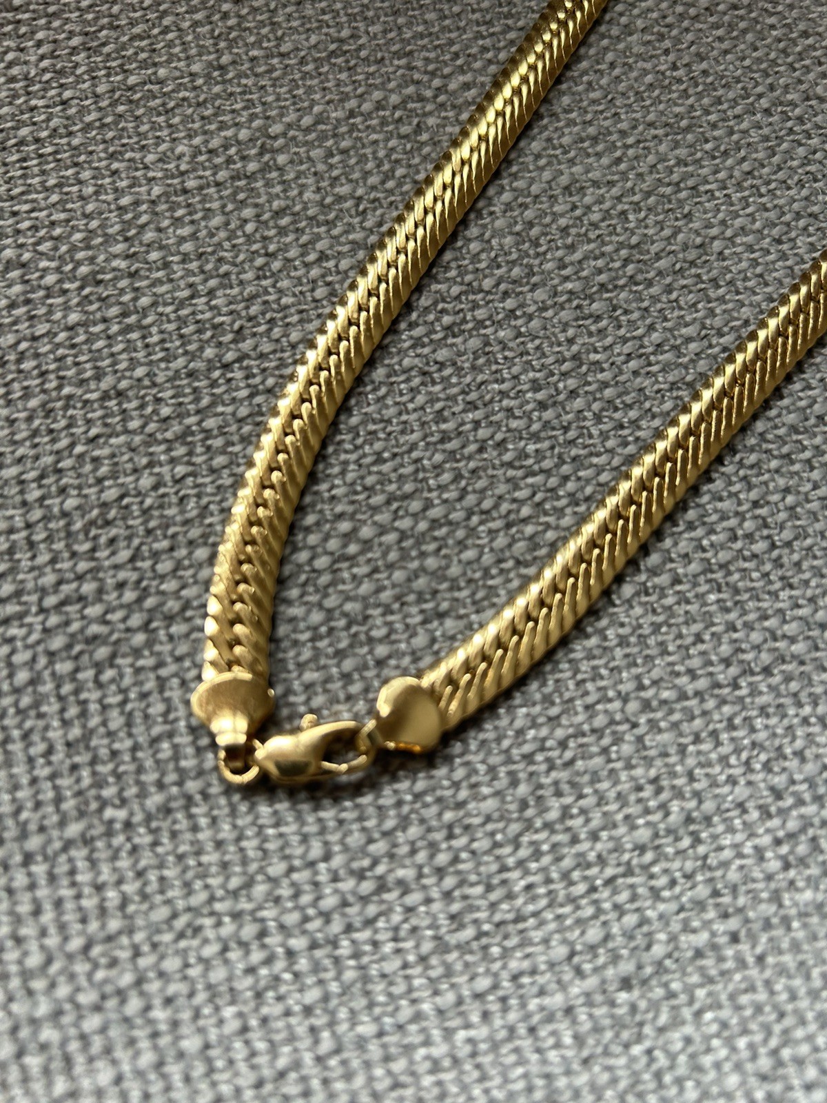 Vintage 24” Herringbone Chain Necklace Gold Tone Wide 6 mm Unisex