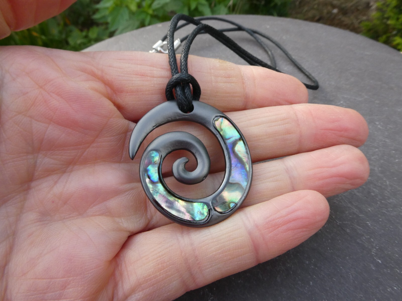 New Zealand Abalone Paua Maori Spiral Pendant On 18″/46cm Cord Necklace
