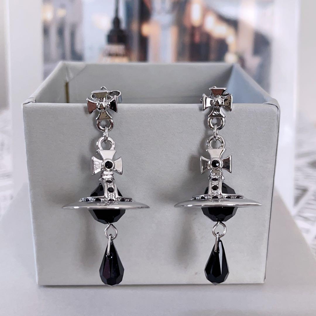 Vivienne Westwood Earrings Pierced Crystal Silver Black NO BOX [EJ361