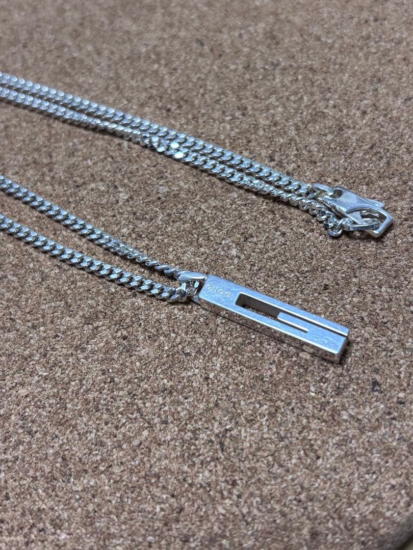 Excellent GUCCI Silver 925 Stamped. G Motif Plate Necklace