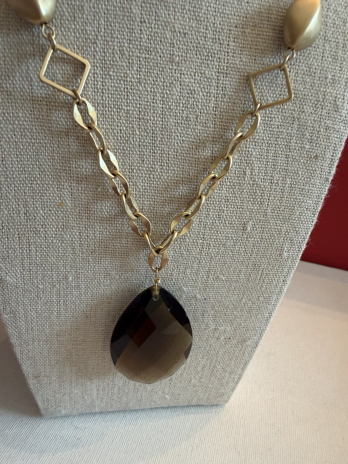 Lia Sophia HARMONY Necklace Glass & Resin Matte Gold Tone BinR