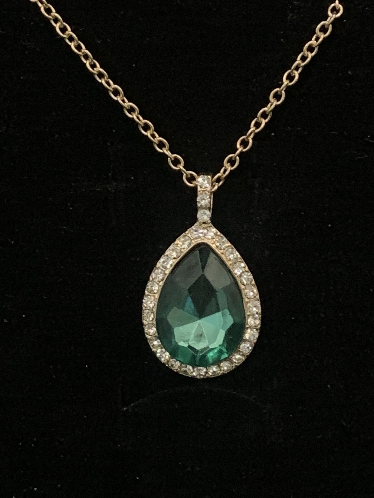 Necklace Emerald Green Crystal Pear Tear Drop Gold Plated New Gift