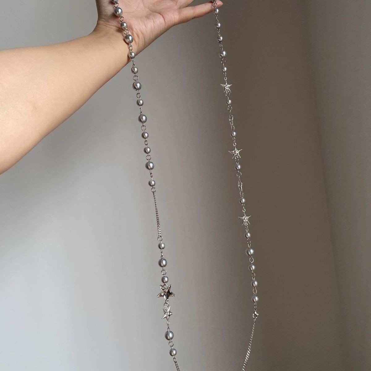 Double-layered beaded five-pointed star necklace