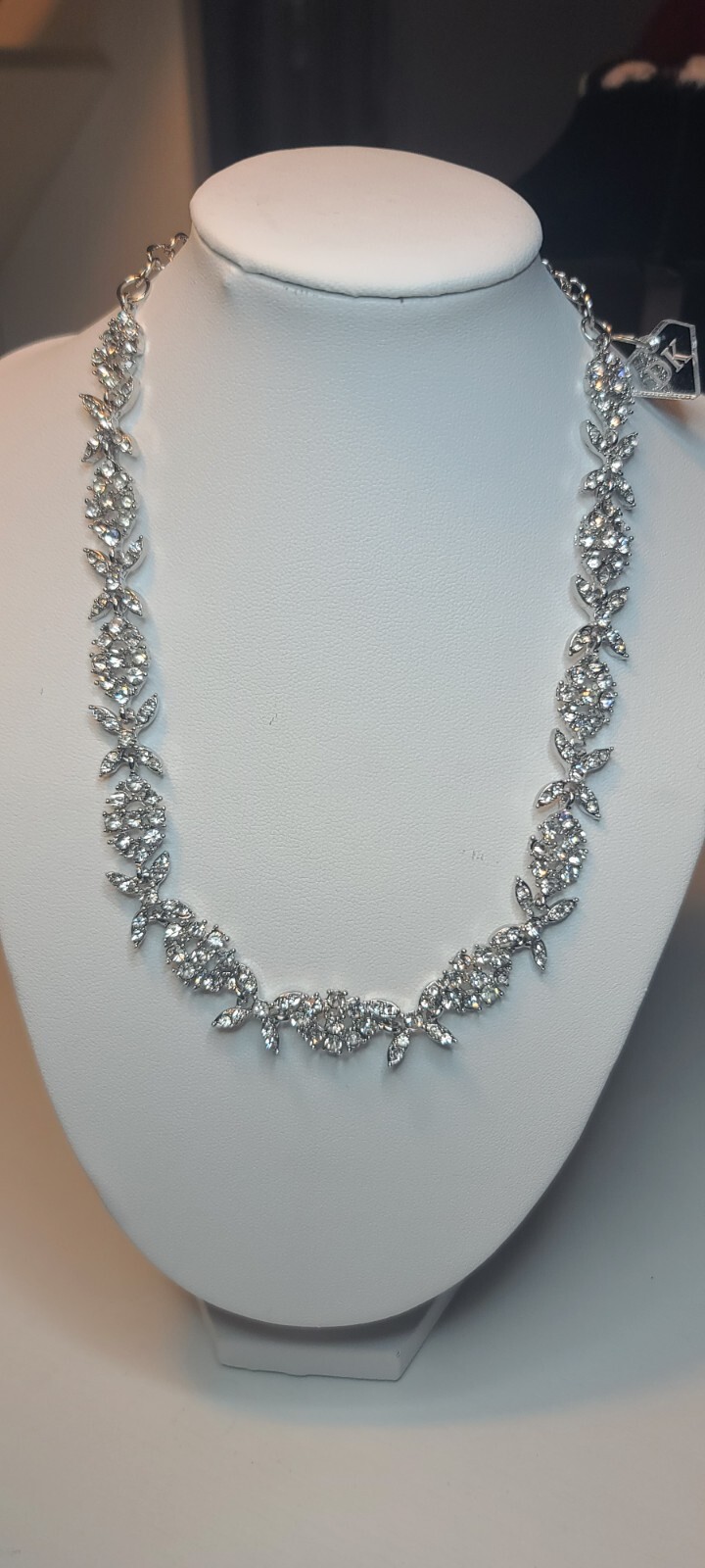 Womens Silver Toned 1.5 mm – 3 mm Rhinestone 15″ Chocker Set Earrings 1 1/2″