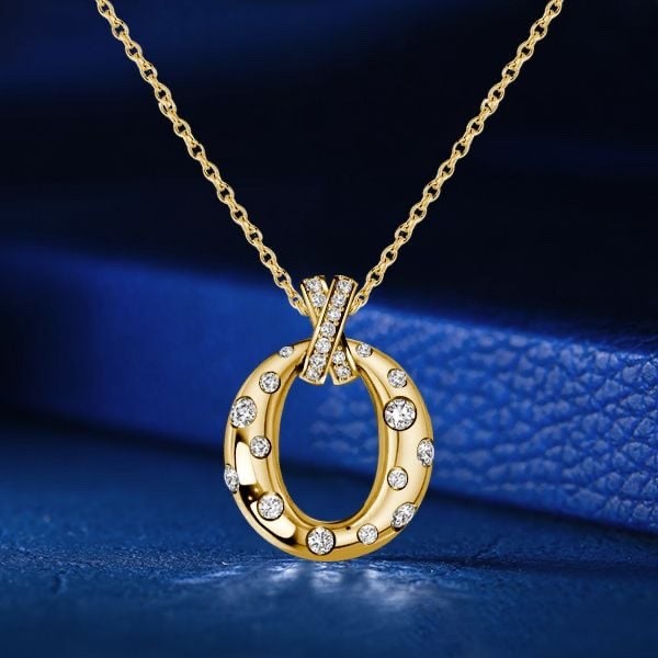 Italo Flush Setting Oval-Shaped Pendant Necklace