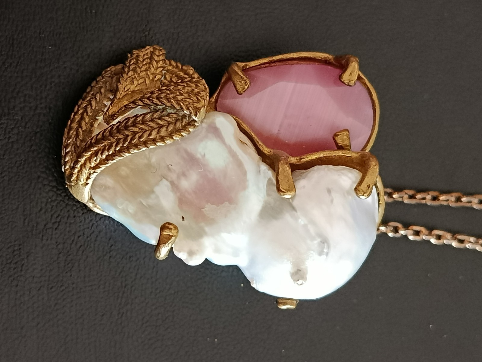 Laura Nocco Baroque Pearl Cat’s Eye Heart Bronze Pendant Signed Italy Rare Art