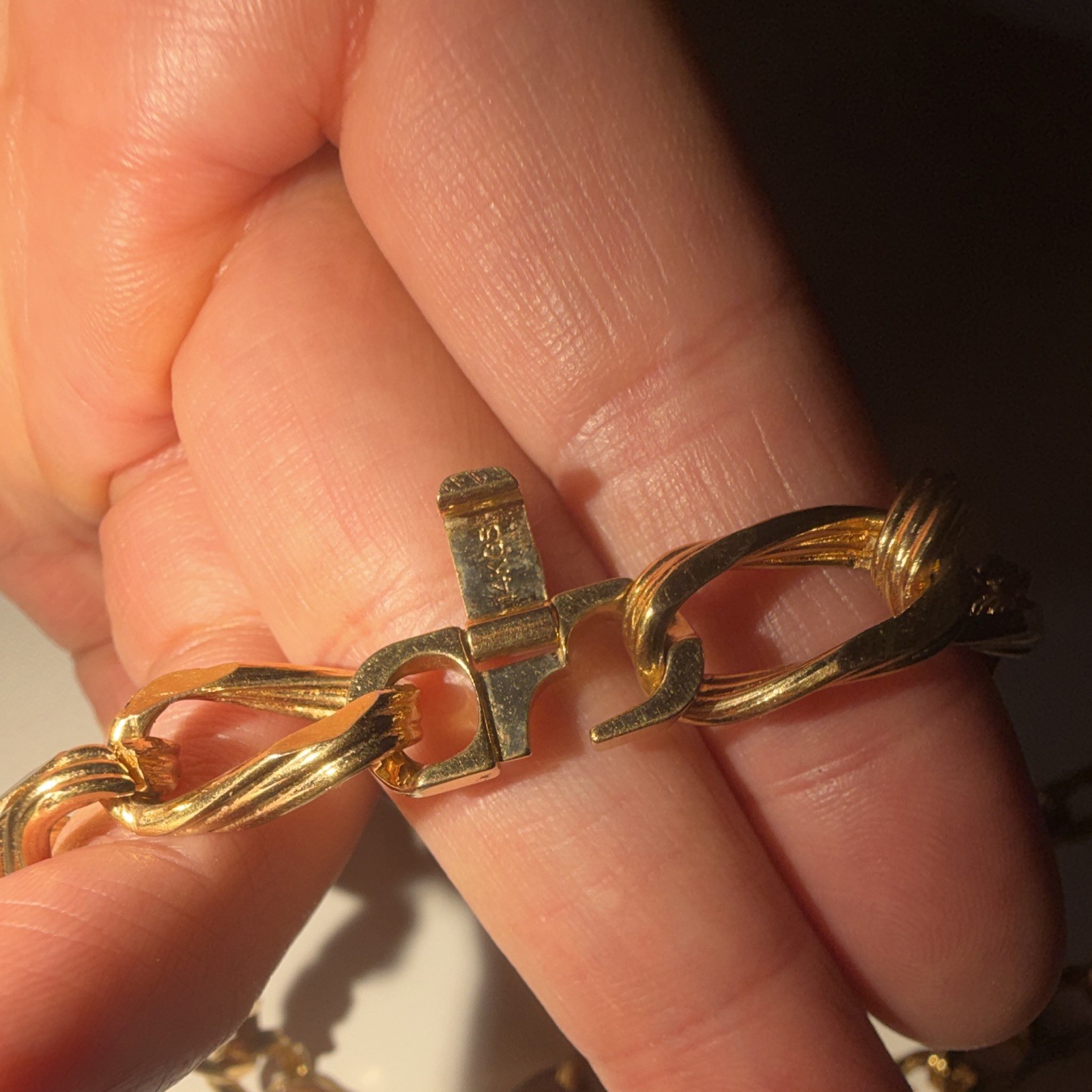 14kt Gold Shelled necklace, 24 inch In classic flat curb link design. Read below