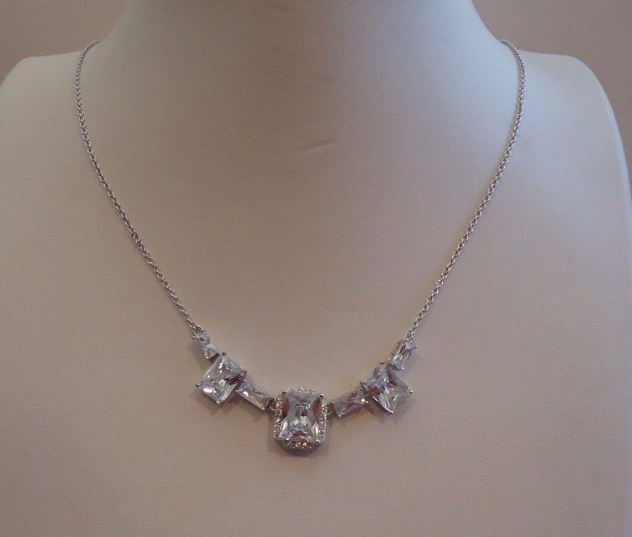925 STERLING SILVER SQUARE HALO CENTER NECKLACE PENDANT LAB SIMULANT DIAMONDS