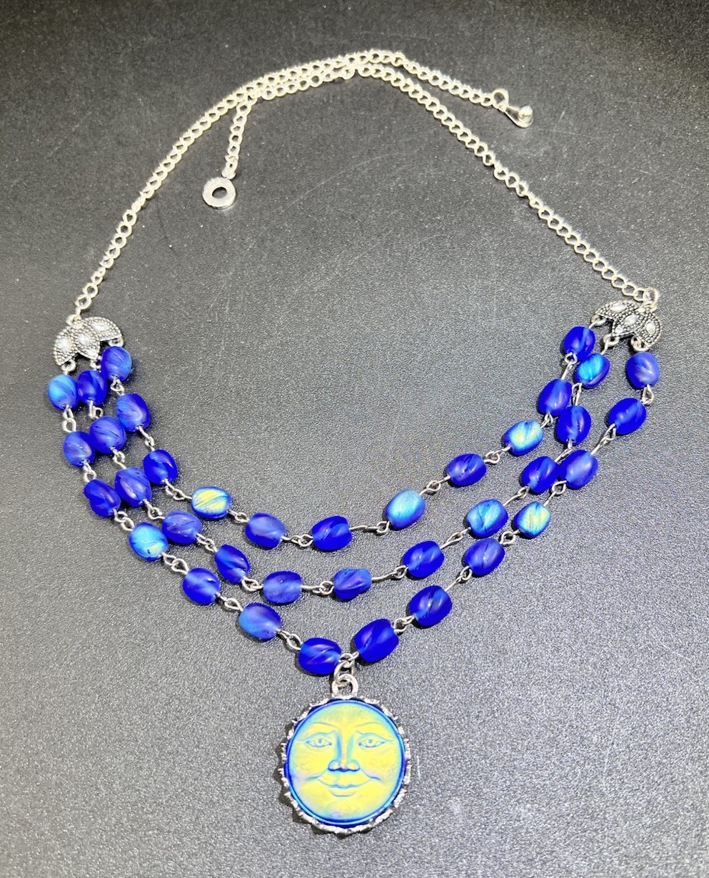 Teng Yue 3 Strand, Blue Moon Face Necklace, 23”