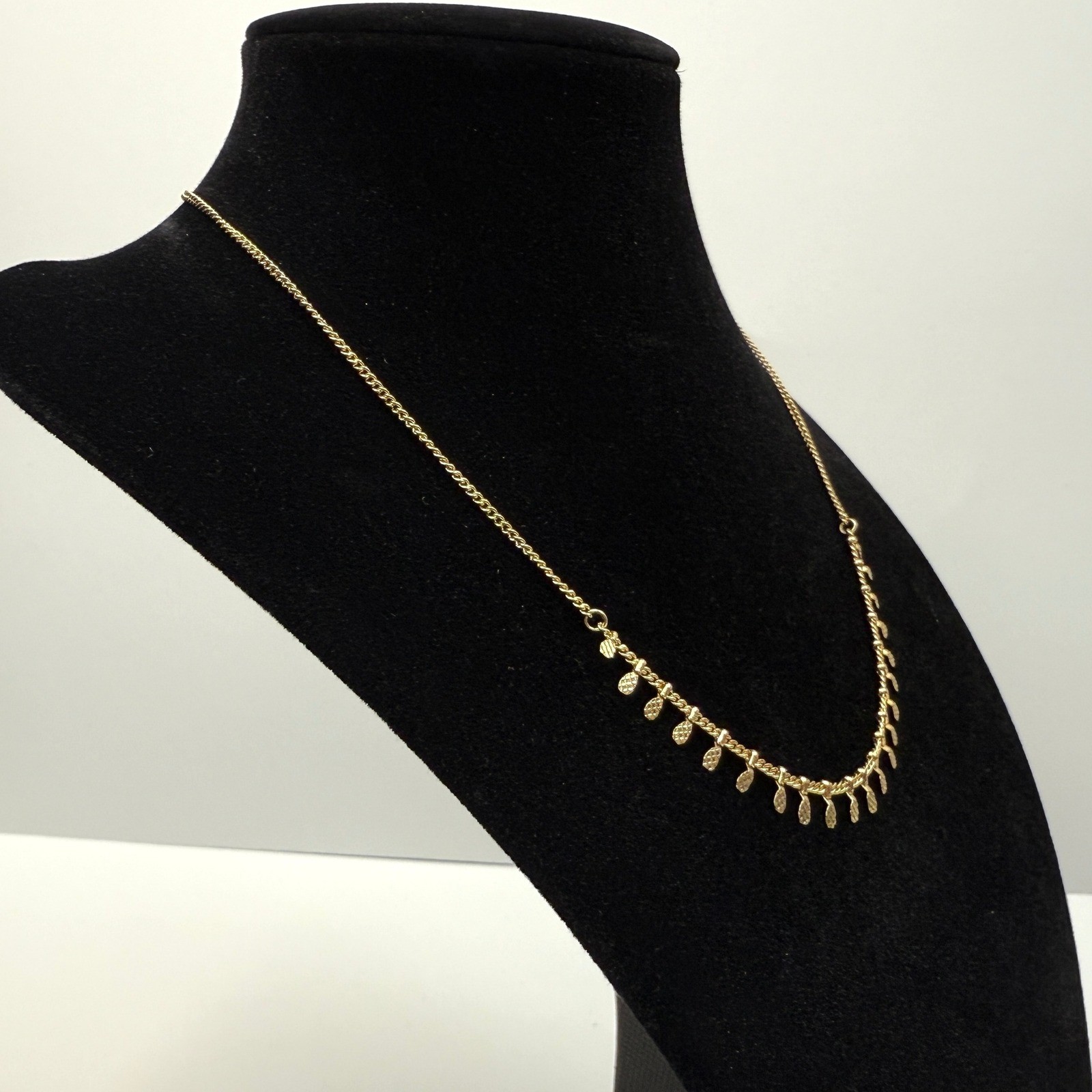 Dainty Fringe Collar Choker Necklace Gold Tone Delicate Accent Jewelry 7.5 in L