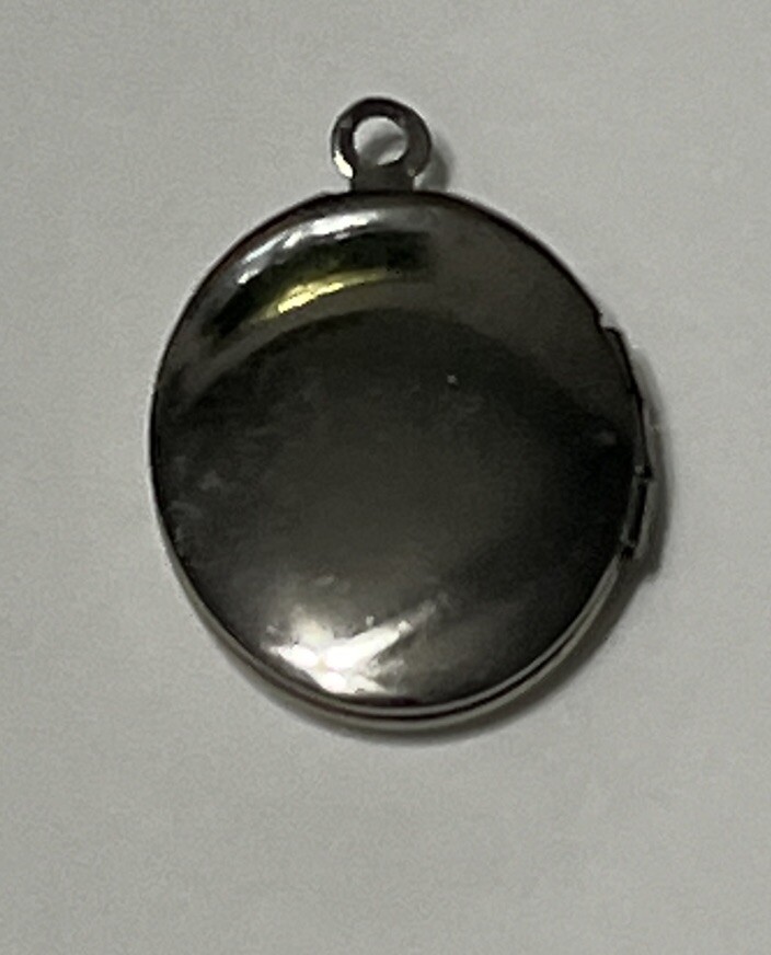 Silver Tone Photo Locket Oval