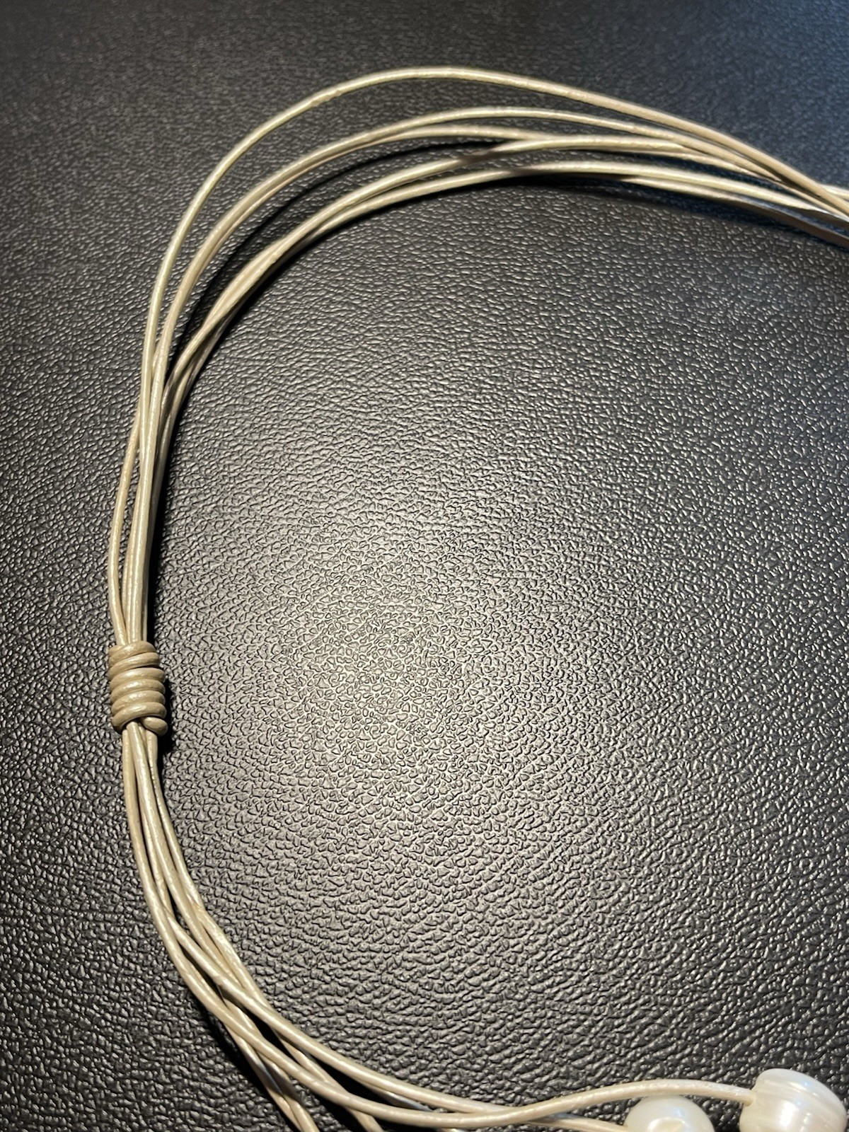 Vintage White 6 Pearl Necklace Beige Tassel Leather Rope Lariat Jewelry 38”