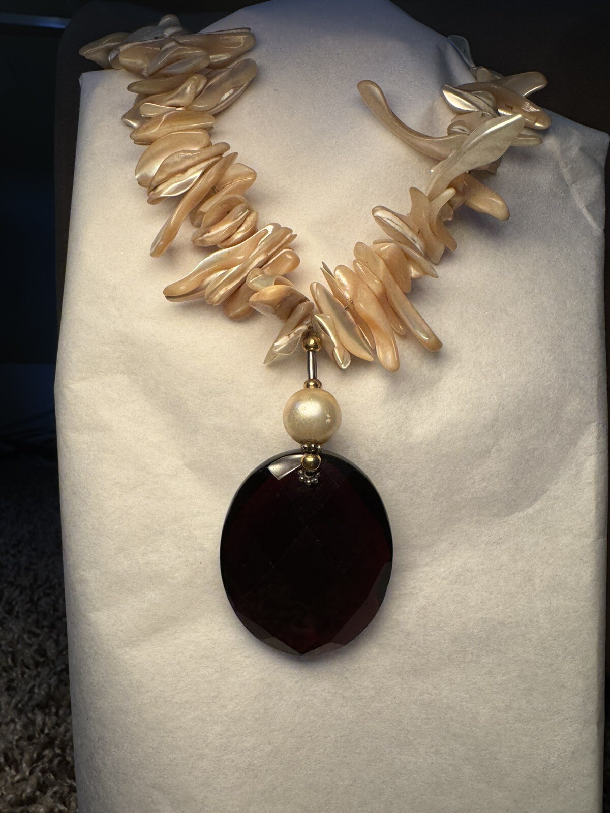 Beautiful Vintage Shell Necklace With Red Bezel Pendant