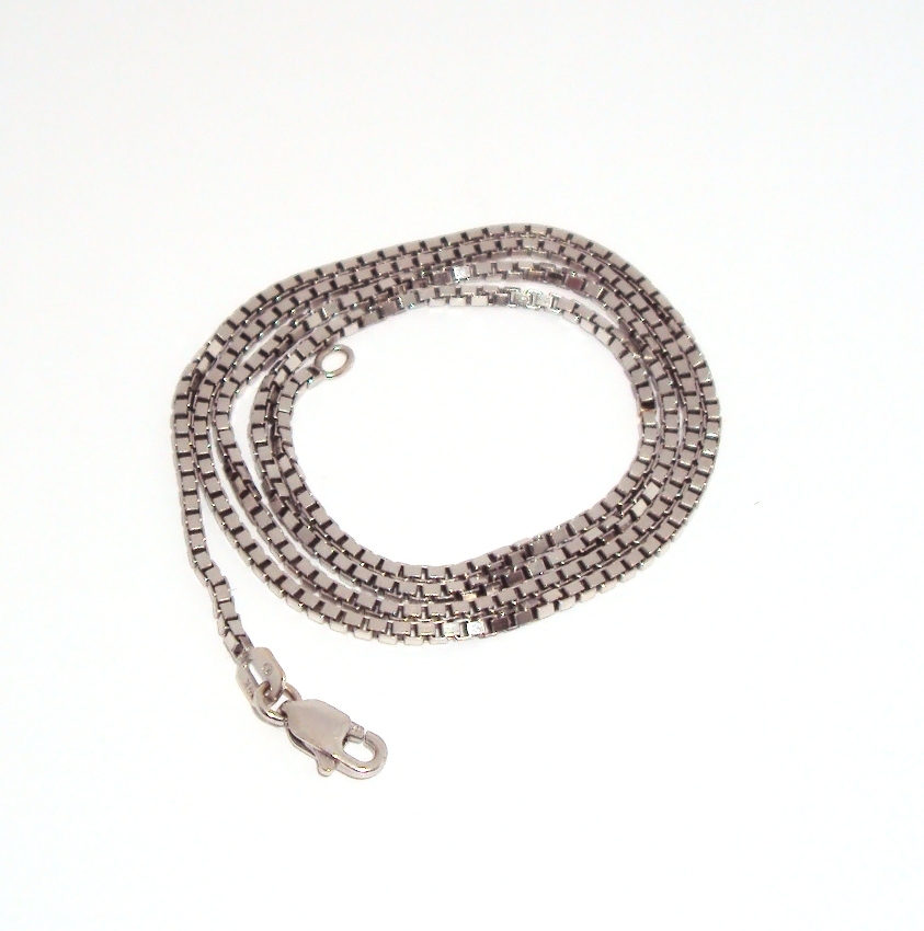 1.4mm Solid Venetian Box Chain Neckla 14K White Gold 16″ 18″ 20″ 22″ 24″ 30″
