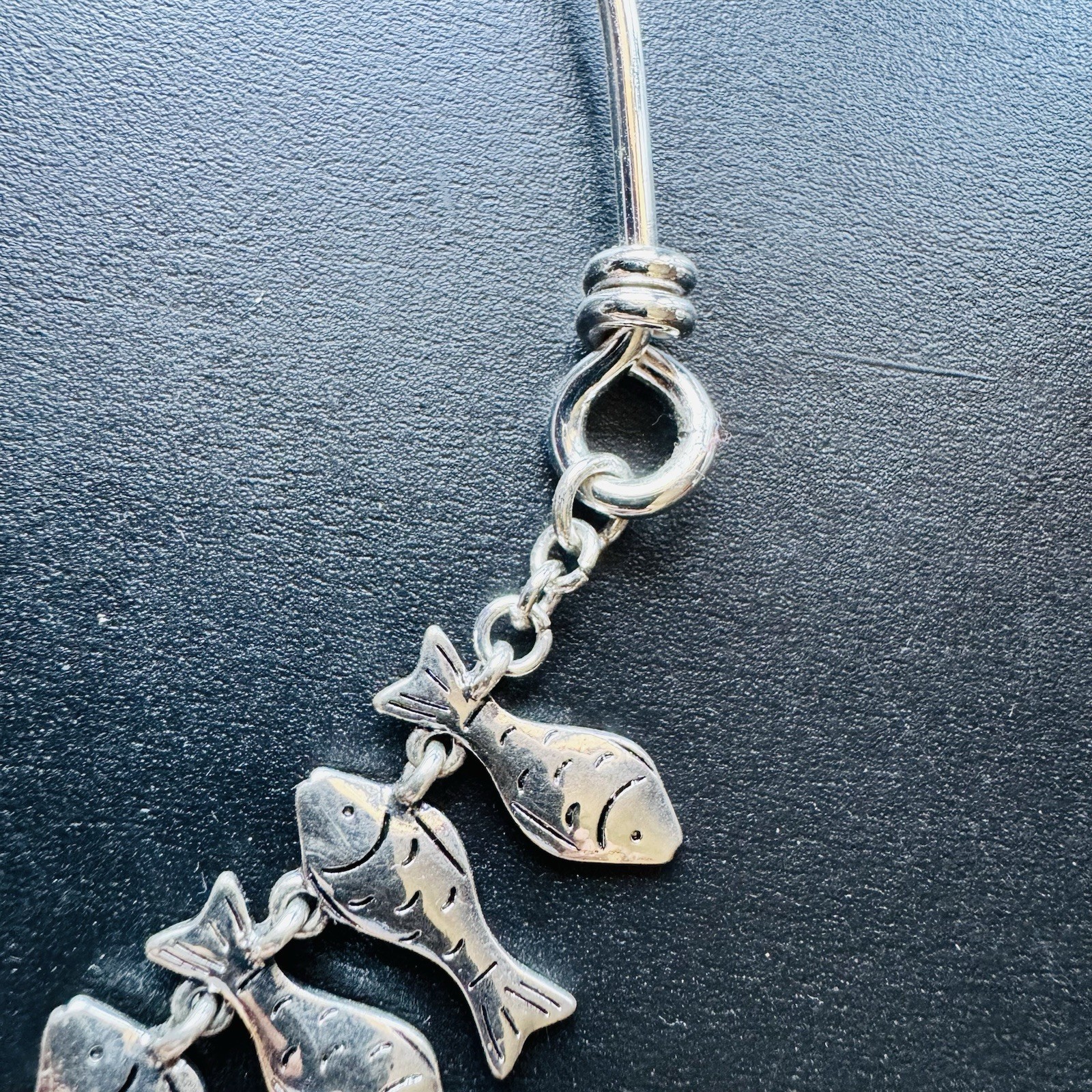 Vintage Style Silver Tone Fish School Charm Collar Necklace Coastal Nautical Fun