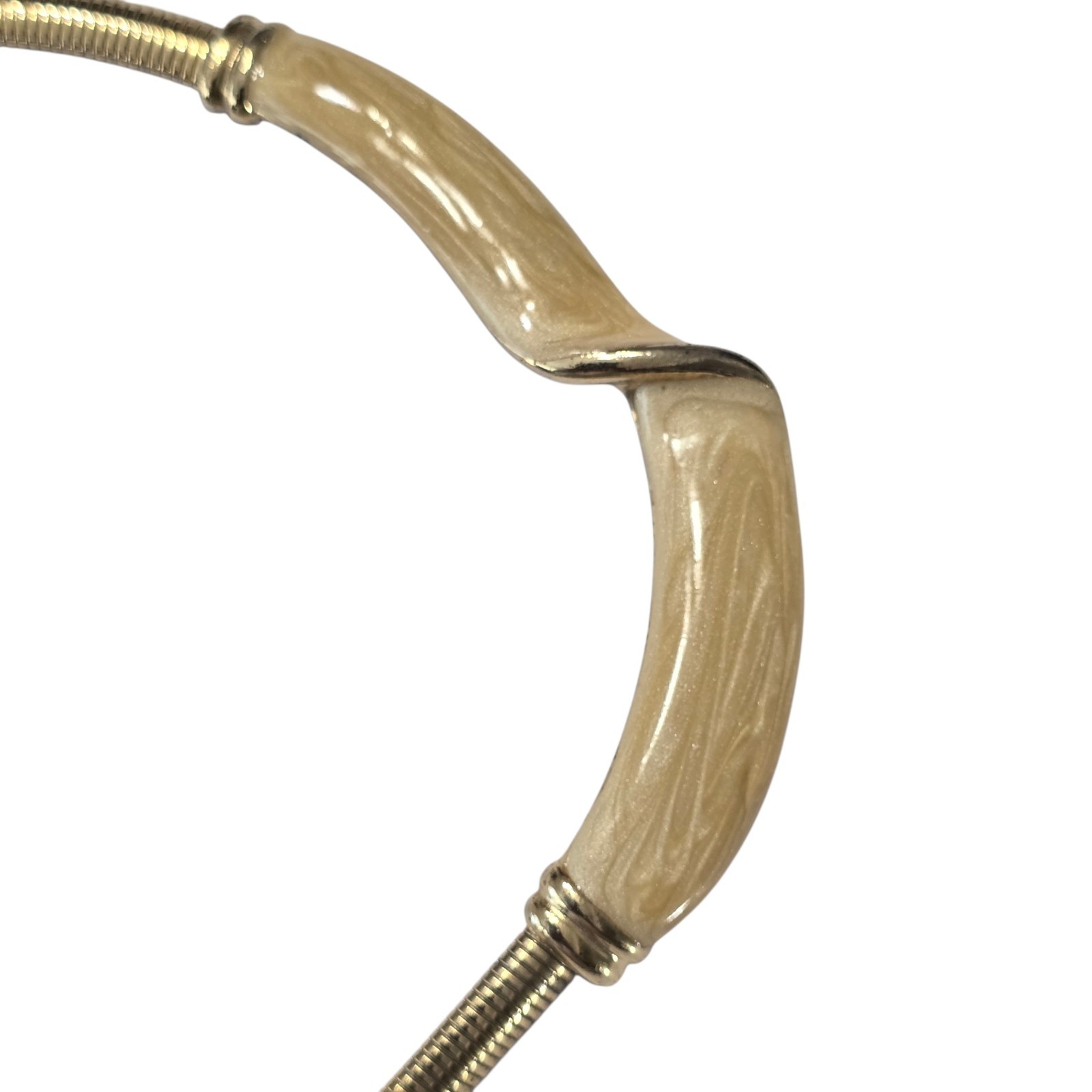 1980s Vintage Unbranded Gold tone Choker Cream Enamel Wave Design