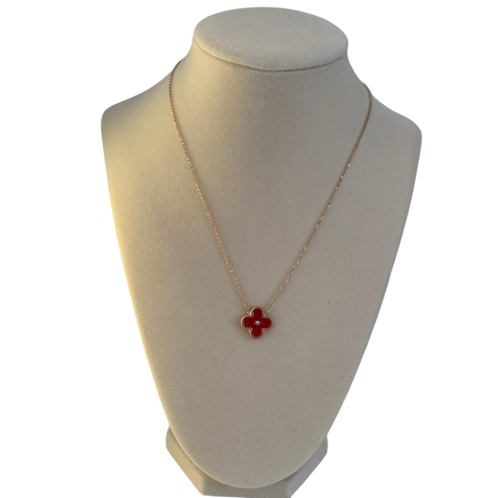 Red Clover Necklace Gold Stainless Steel Flower Pendant Minimalist Gift