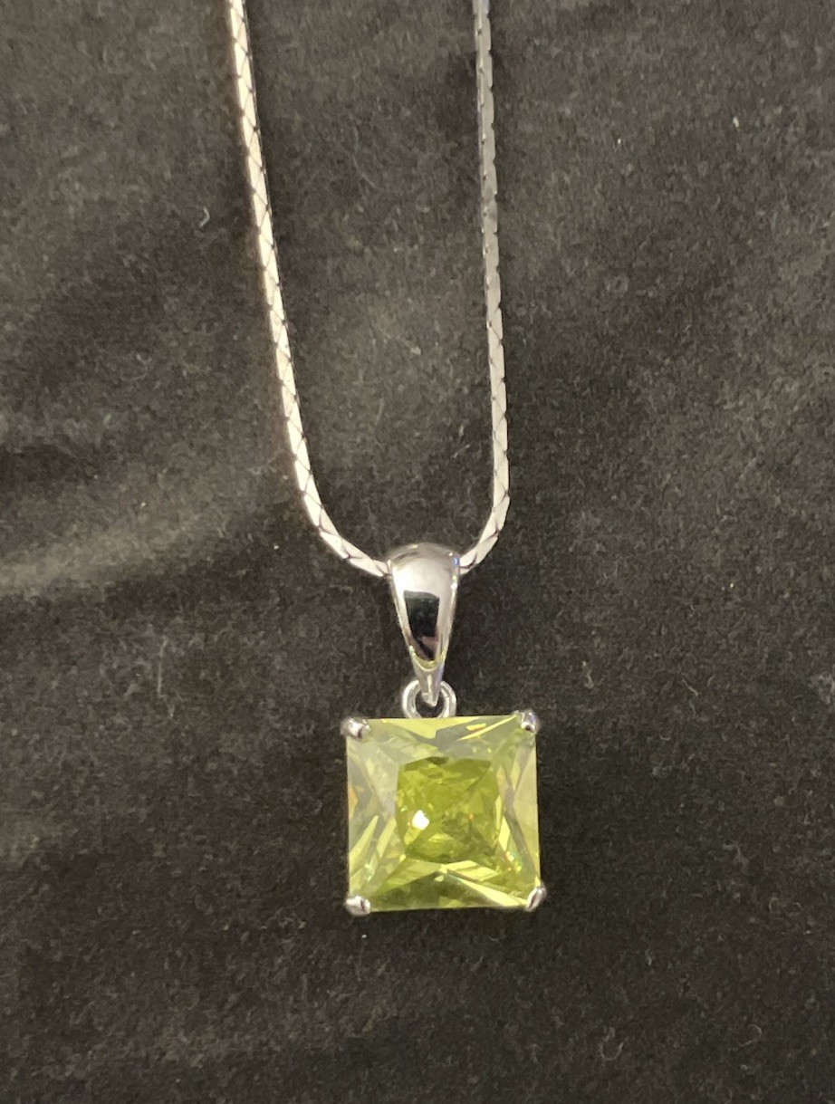 Silver Tone Snake Chain Necklace Square Green Gemstone Pendant Prong Set