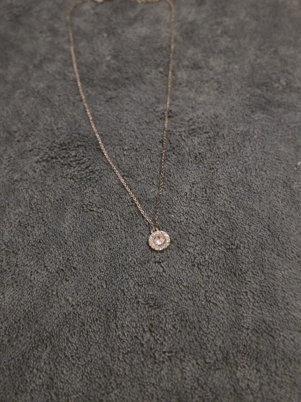 Silver Tone Round Crystal Halo Charm Pendant Necklace Cable Chain Adjustable