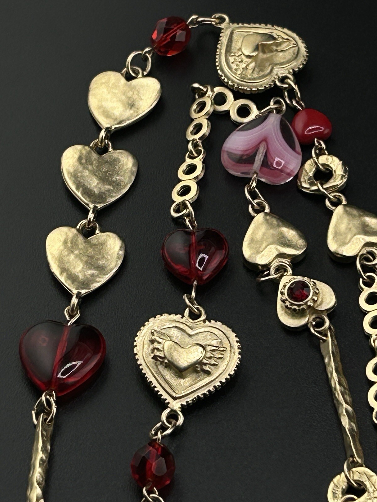 New Hearts Red and Pink Gold Toned Necklace