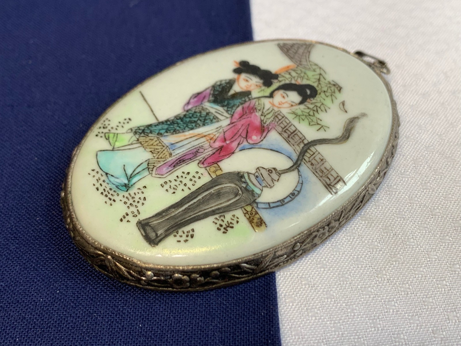 Hand Painted Asian Ladies Pendant Fashion Jewelry Porcelain Beijing China