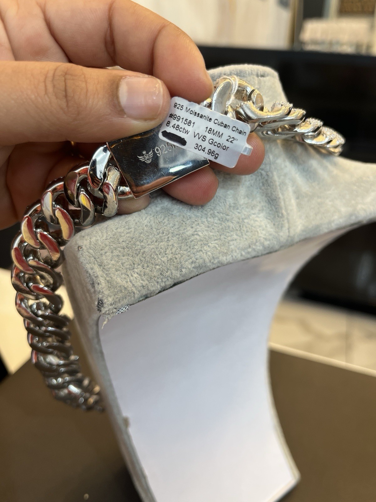 925 Sterling Silver Moissanite VVS Cuban Link 22in – barcode 013216
