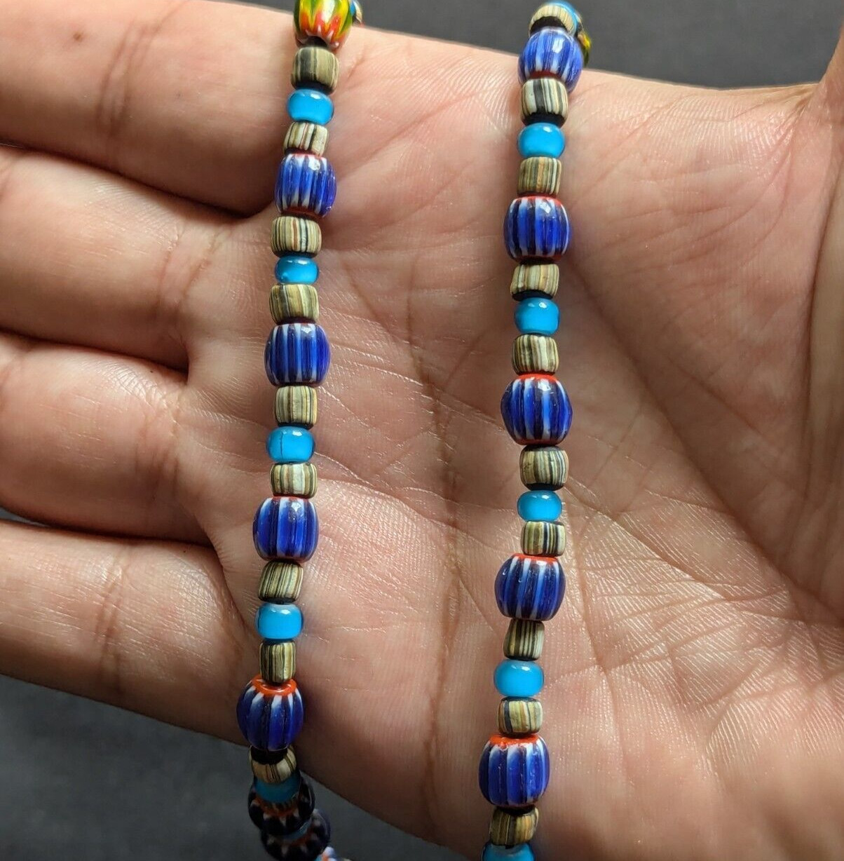 MixGlass Chevron & whiteHeart with EyesGlass Beaded Necklace