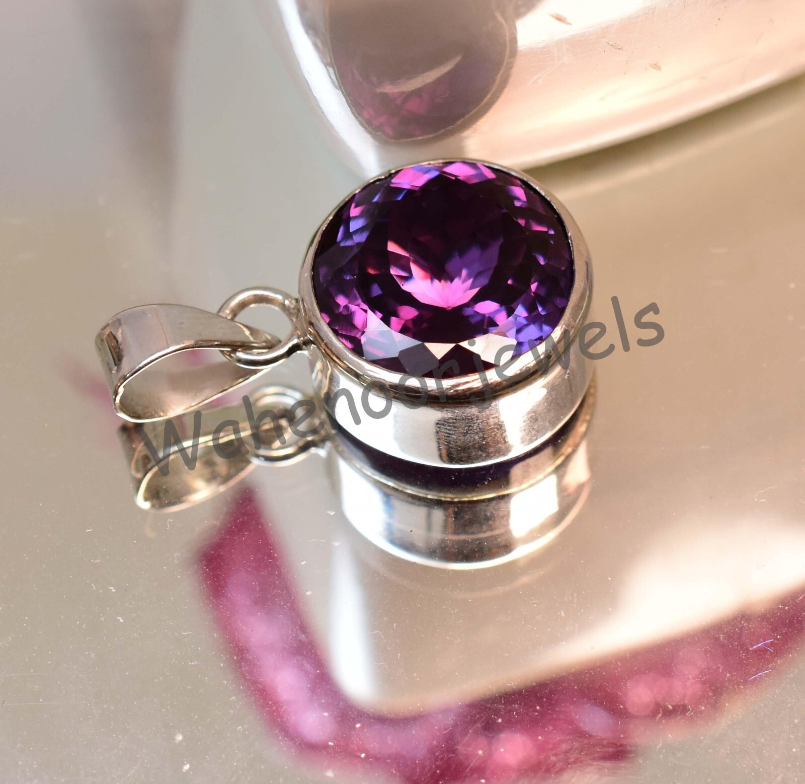 Natural Color Change Alexandrite 18MM Round 925 Sterling Silver Pendant Stunning