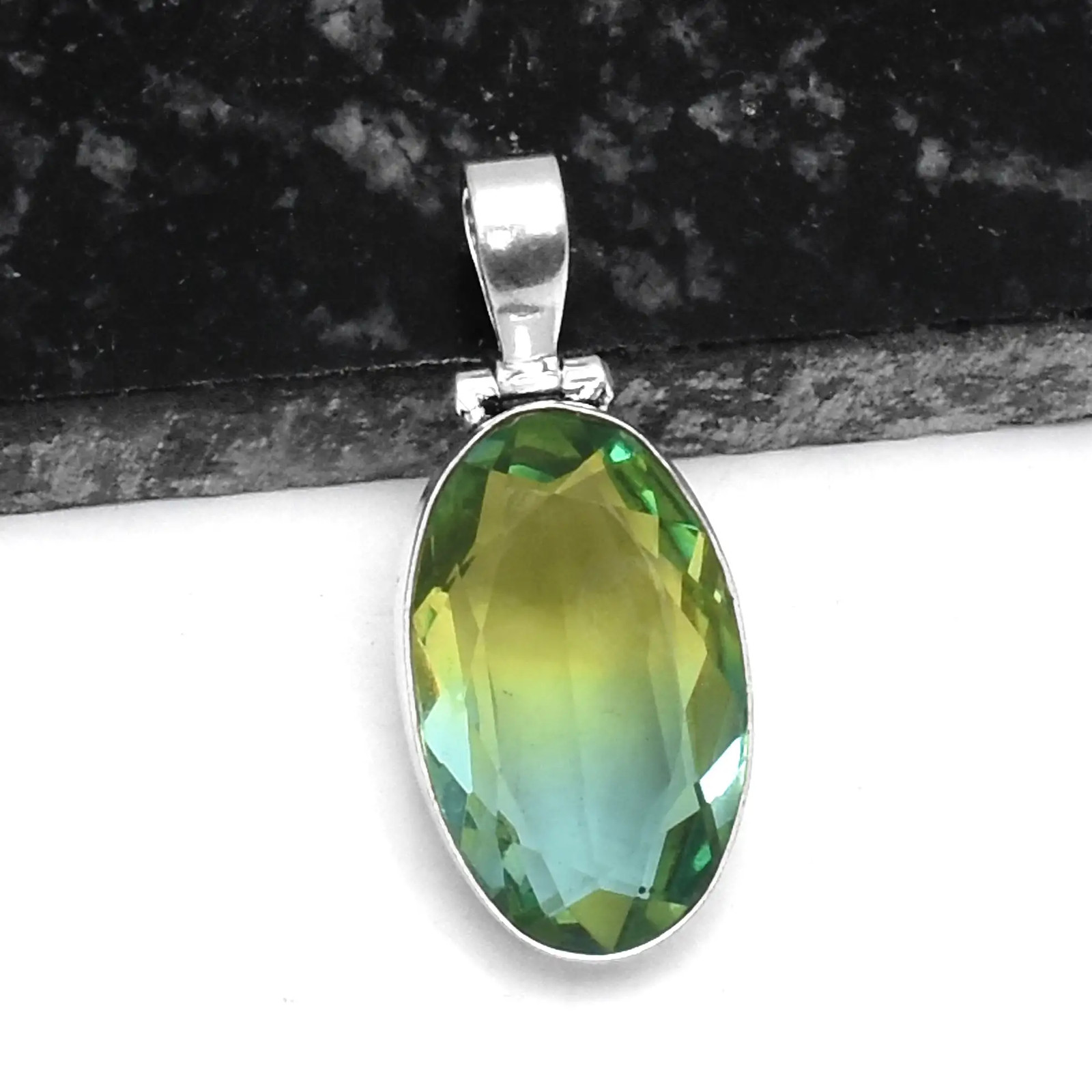 Bi-Color Ethnic Handmade Pendant Jewelry 1.84″ P-1559