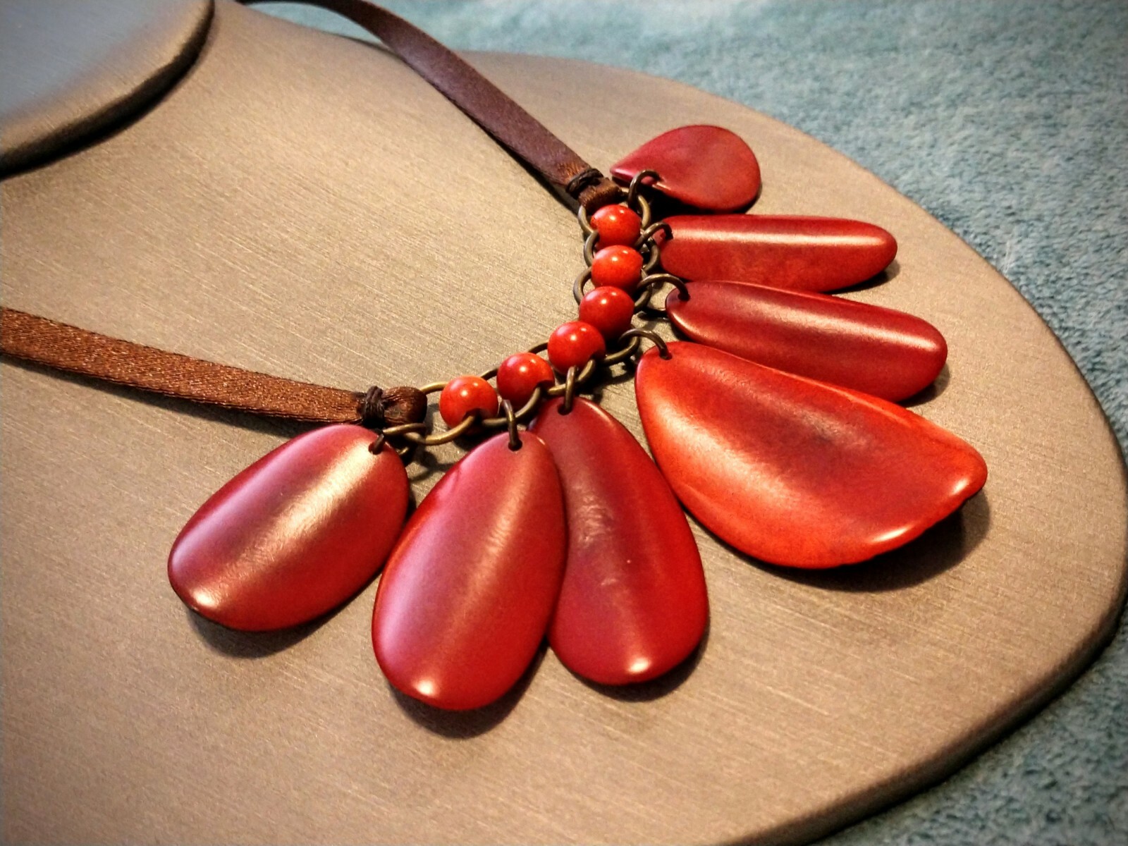 Voguish & Hot Red Wavy Ovals and Beads with Brown Cord Strand Necklace ~ Choker