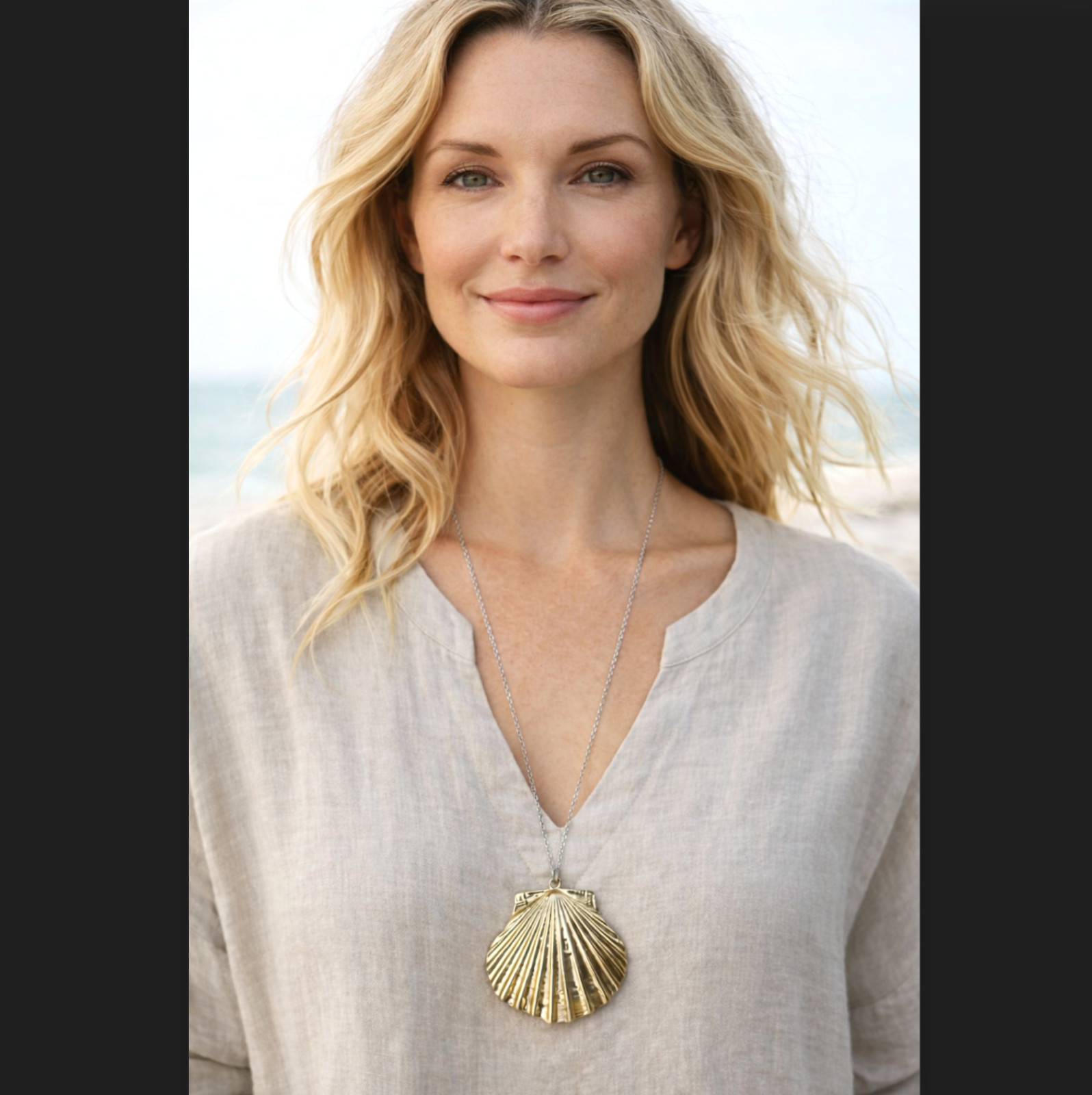 J Jill Shell Pendant Necklace Gold Scallop Beach Coastal Resort Adjustable Slide