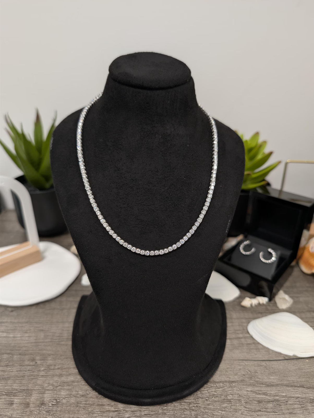 Lab Grown 12 Ct Round Cut EF VS Diamond Bridal Tennis Necklace in 14K Solid Gold