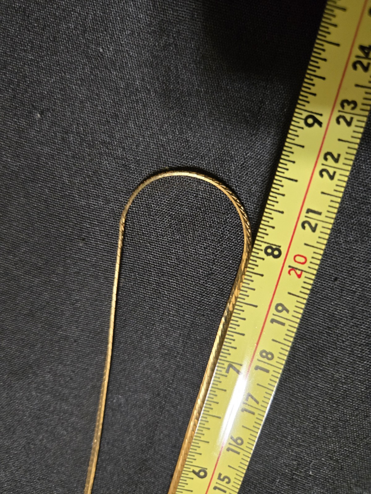 Vintage Flat Gold Herringbone Chain Necklace – 18″