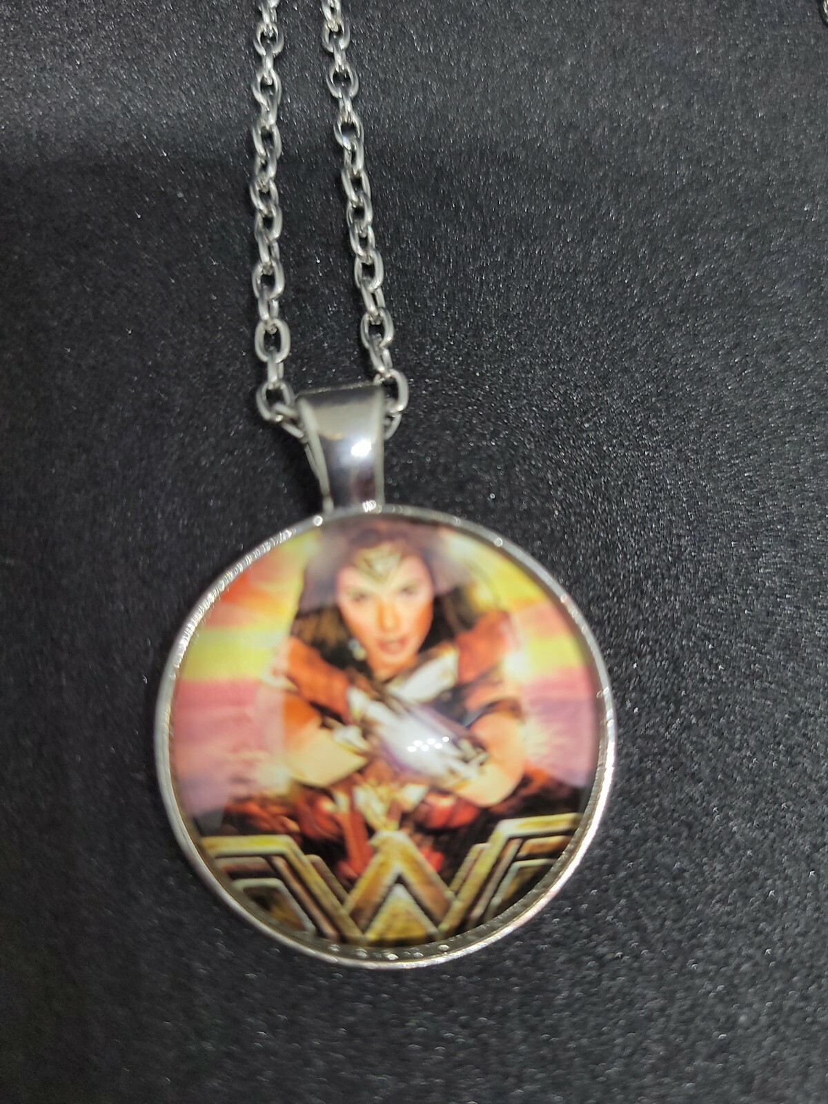 WW84 WONDER WOMAN MOVIE UNISEX SILVER PENDANT NECKLACE ADULT/KID