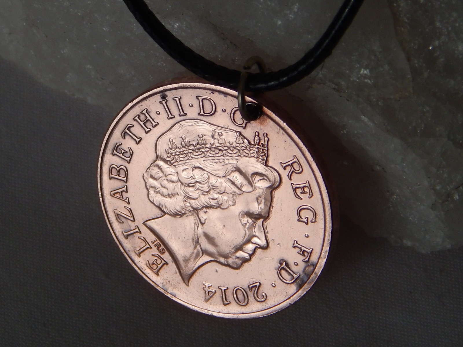 2014 Britain 2 Pence Coin Pendant Necklace Lion #523