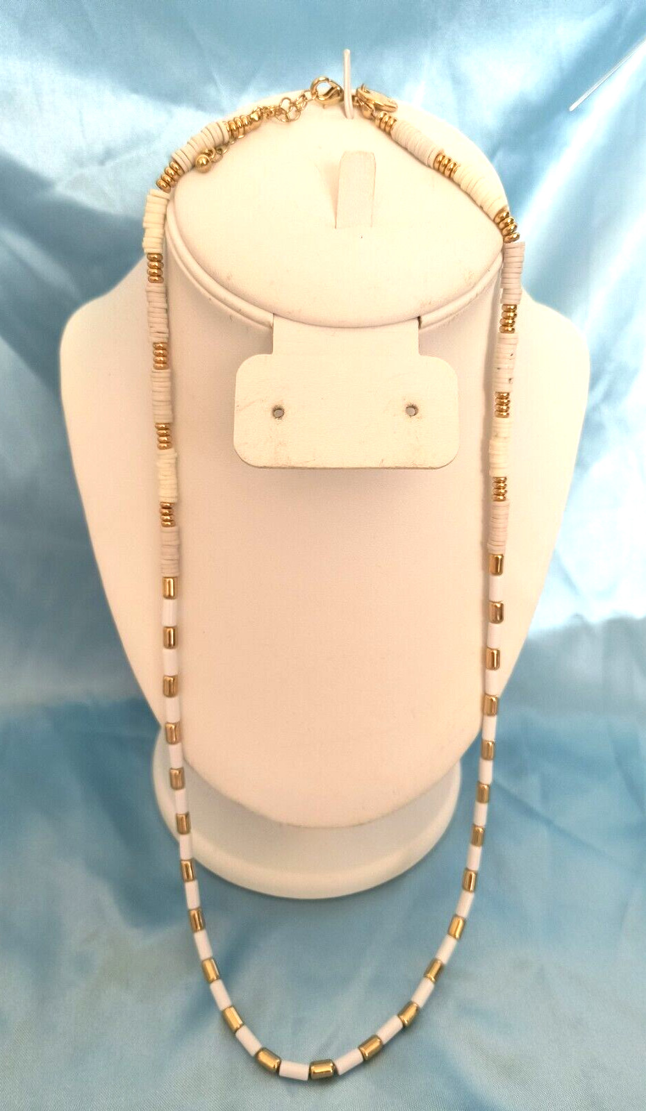 Aeropostale Necklace White and Gold Color Acrylic Beads Appx 24 inches Long