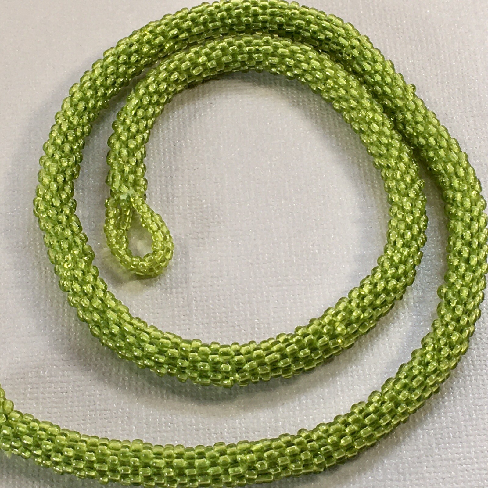 Himalayan Gems Andrew Stone Lime Green Glass Seed Bead Rope 20″ Necklace Nepal